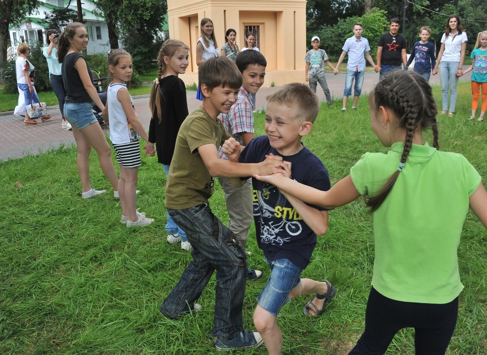 Волгоградских детей познакомят с играми «докомпьютерной эры»