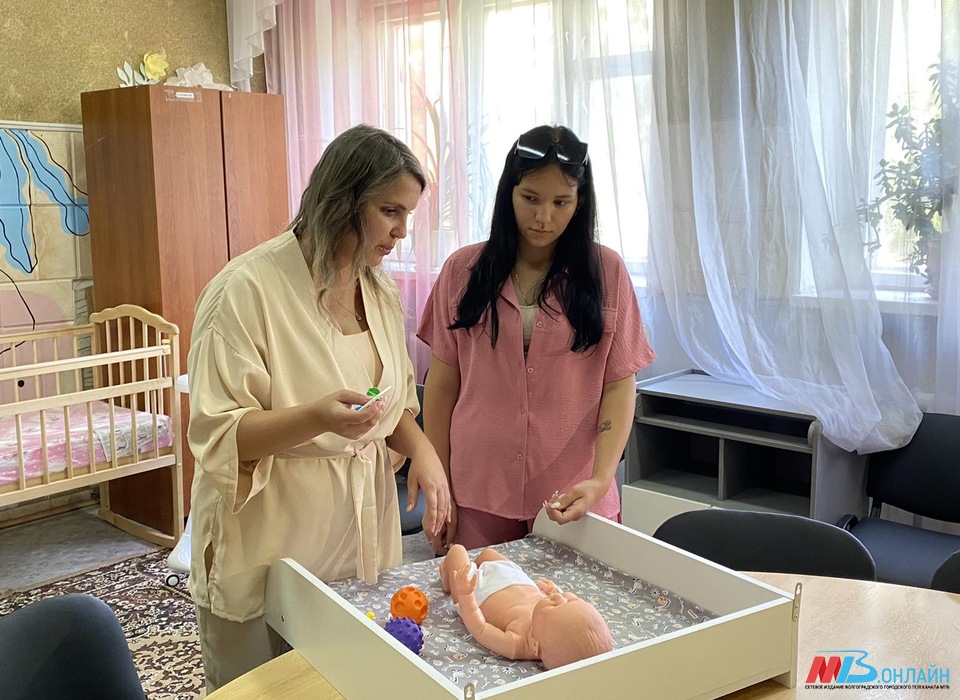В России высоко оценили волгоградский проект помощи несовершеннолетним мамам