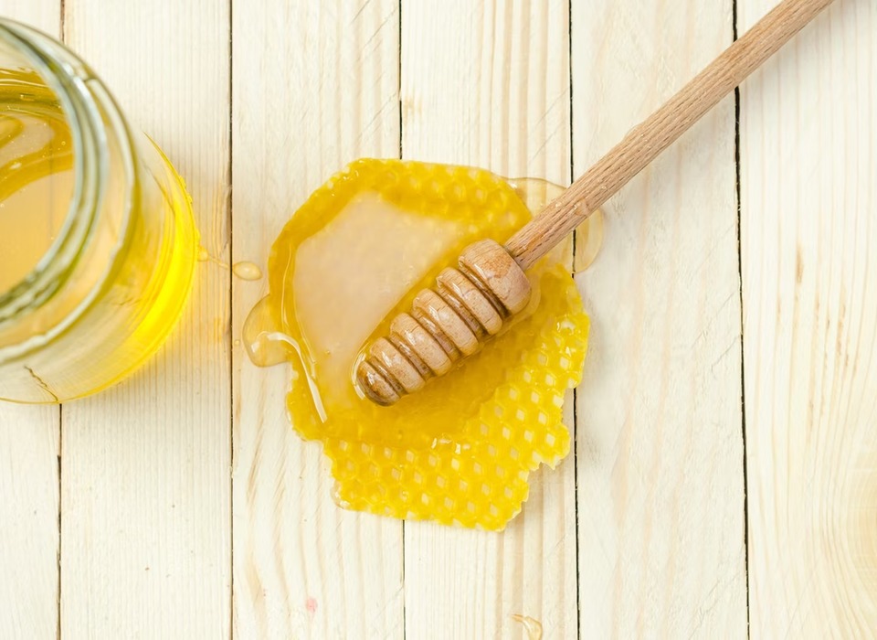 Санитарные врачи из Волгограда рассказали о полезных свойствах меда