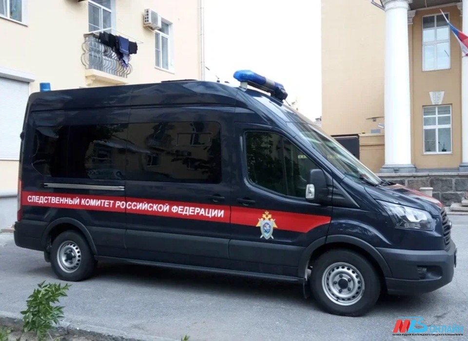 Волгоградские следователи выехали на место пожара на предприятии