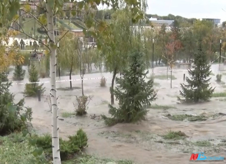 В Волгограде увеличили срок ликвидации аварии на поврежденной канализации