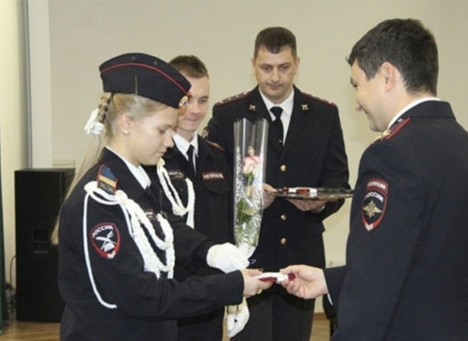 Лучшим кадетам полицейских классов под Волгоградом присвоили звания