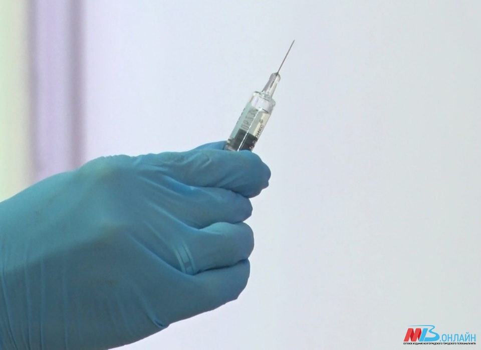 В Волгоградской области 17,7 тысячи человек бесплатно доставили на вакцинацию