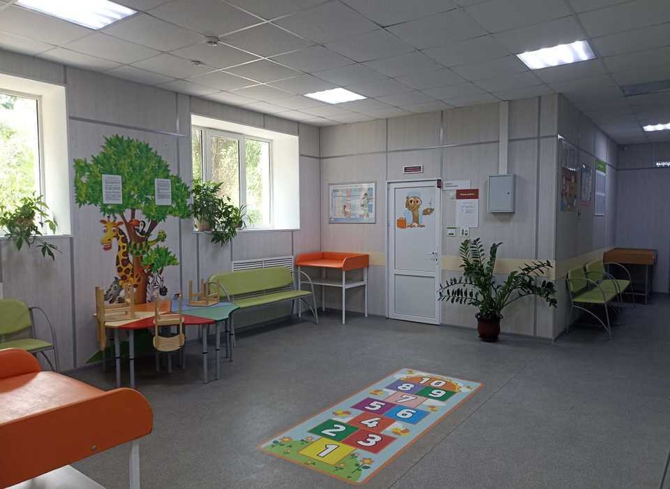 В Волгограде отремонтировали еще одну детскую поликлинику