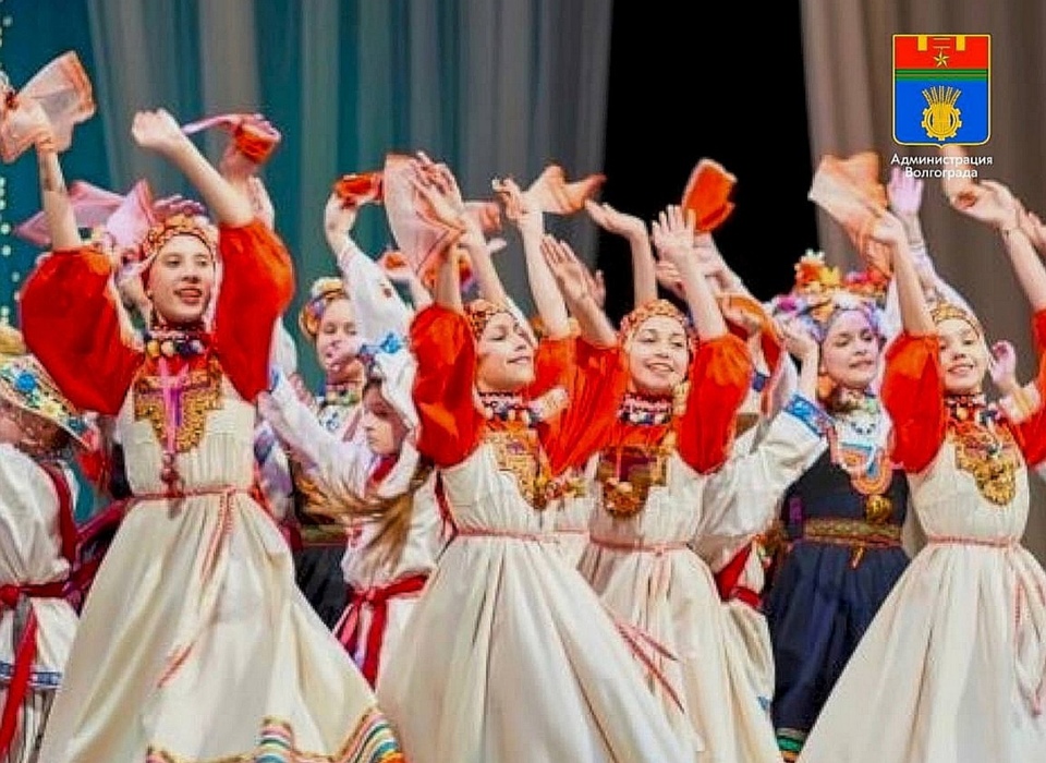 В Волгограде детский ансамбль «Волжаночка» отмечает 45-летие