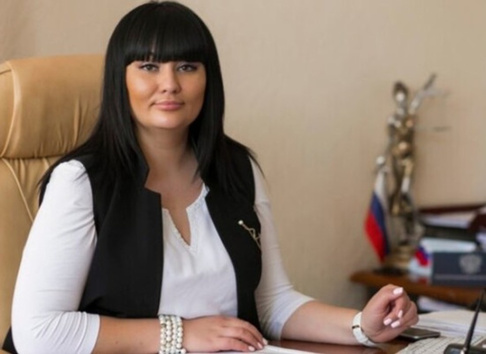 Осуждённой судье Добрыниной из Волгограда списали миллионные долги