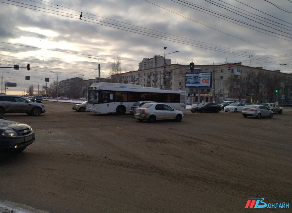 С 1 марта в Волгограде водители с судимостью не смогут работать в такси