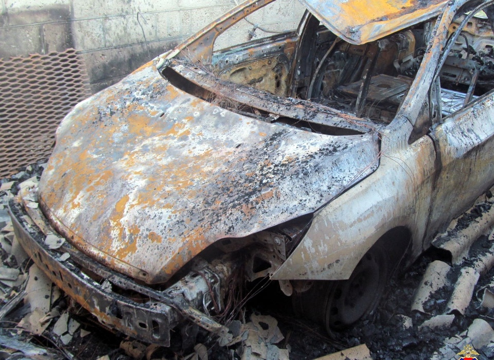 В Волгоградской области 42-летний мужчина из-за мести сжёг машину своей бывшей жены
