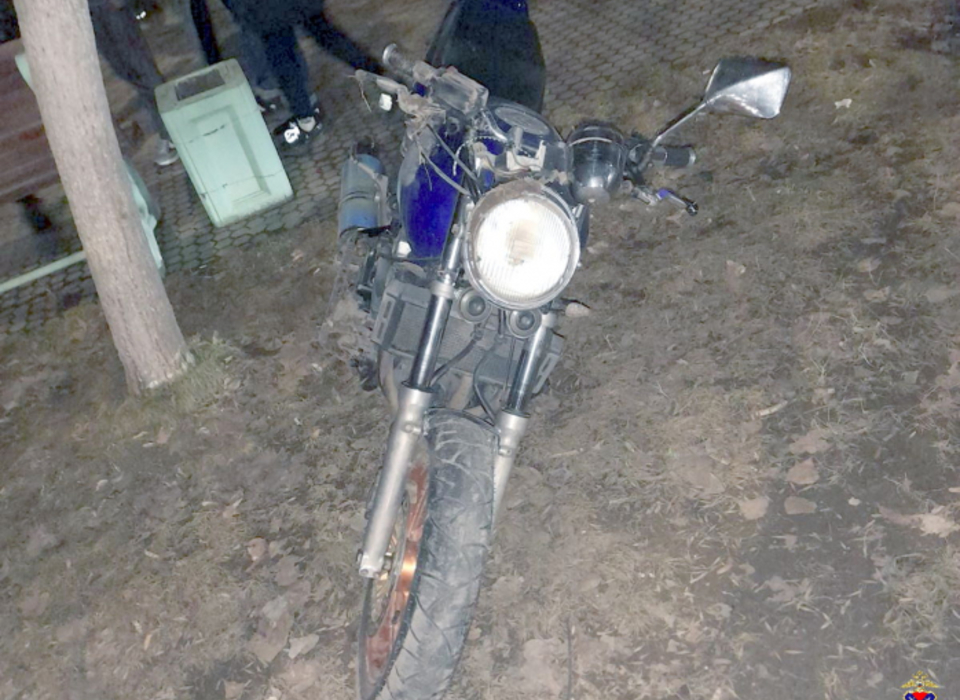 Под Волгоградом мотоциклист сбил мужчину
