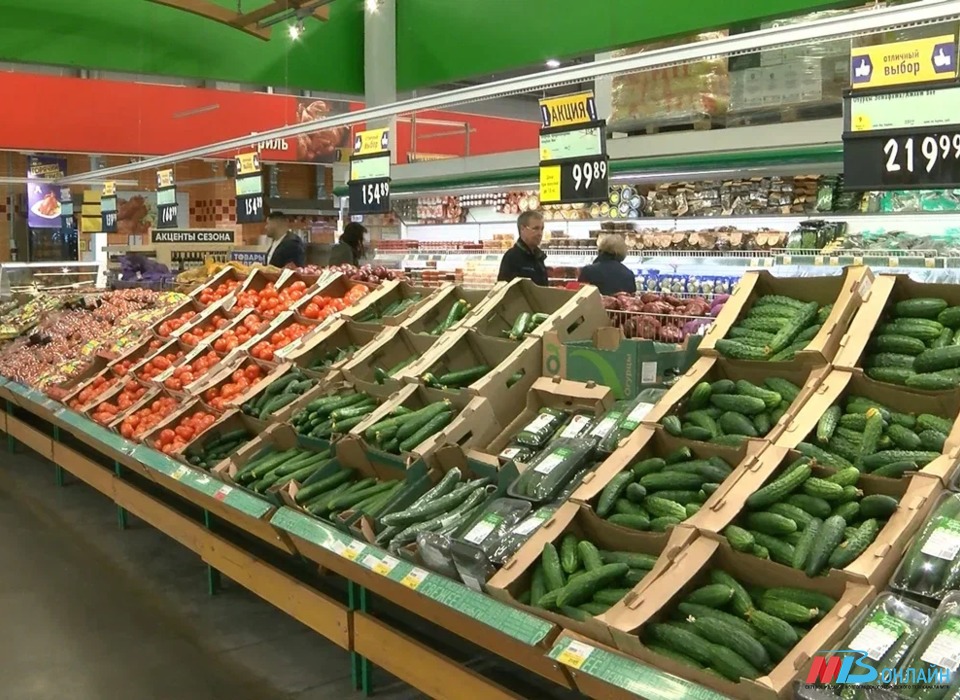 Огурцы и помидоры вызвали инфляцию в Волгоградской области в феврале