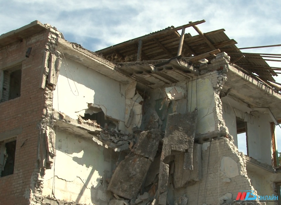 На юге Волгограда снесут еще два расселённых аварийных дома