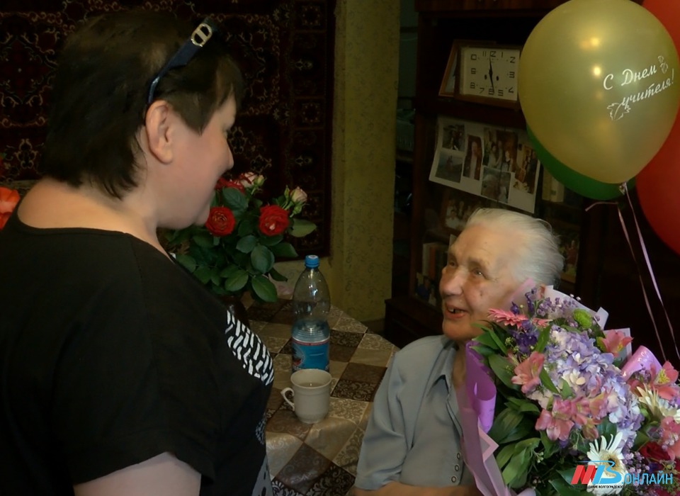 В Волгограде 90-летие отмечает ветеран педагогического труда Татьяна Страхова