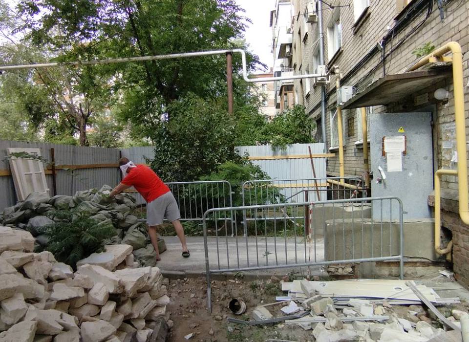 В Волгограде приступили к восстановлению дома № 9 по улице Титова