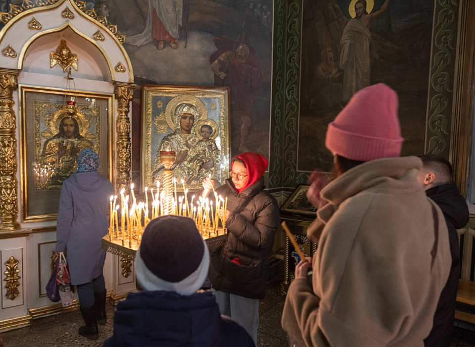Жители Волгоградской области встретили Рождество Христово