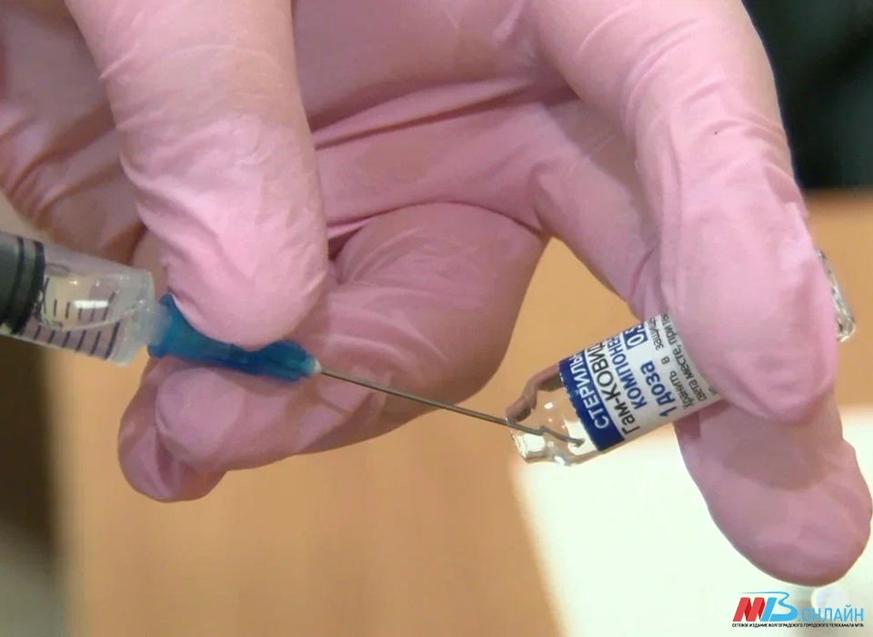 В Волгоградской области продолжается вакцинация от коронавируса