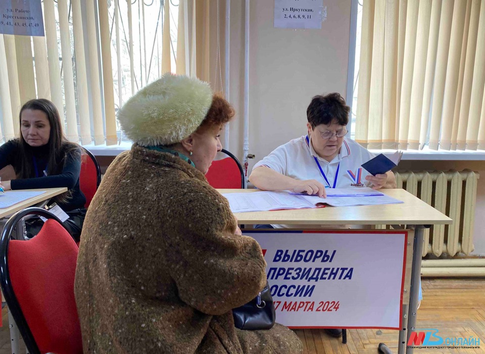 Активное участие в голосовании принимают волгоградцы почтенного возраста