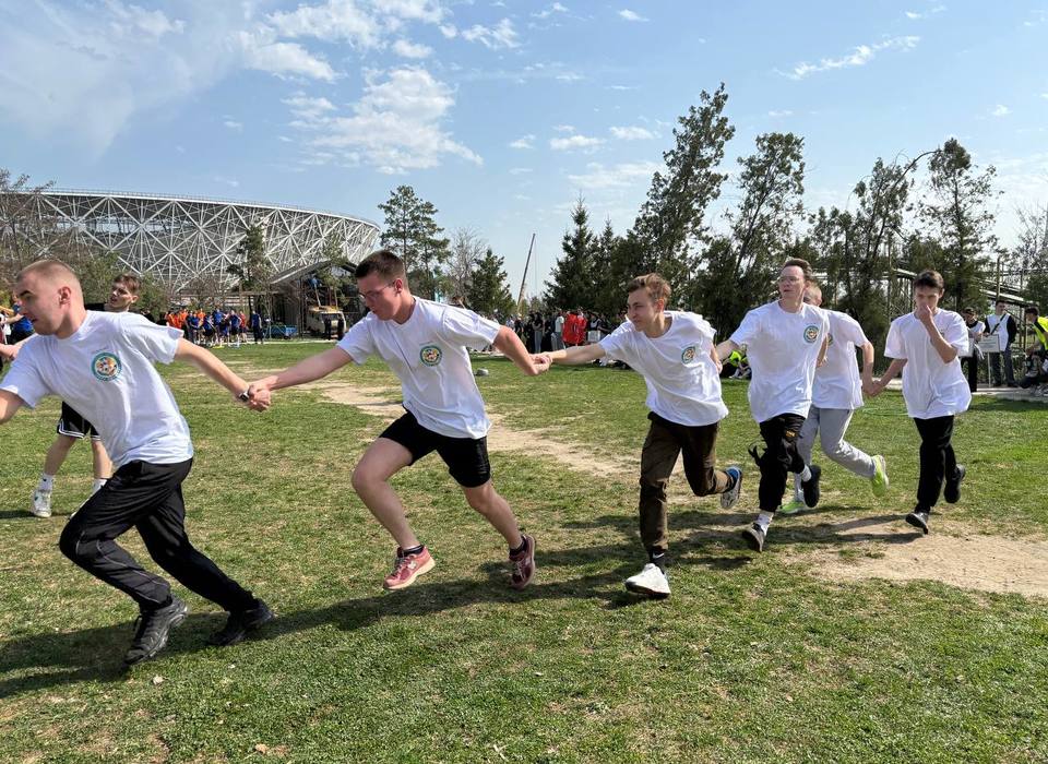 Студенты сразились в «Богатырском турнире» в волгоградском ЦПКиО