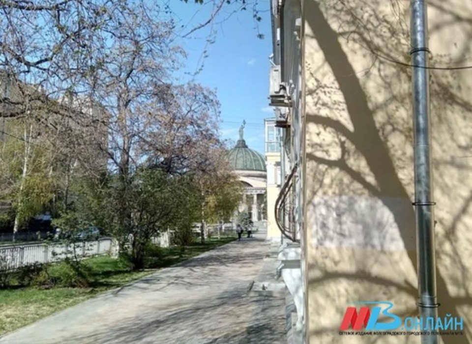 Легкий ветер и жара ожидается в Волгоградской области 18 апреля