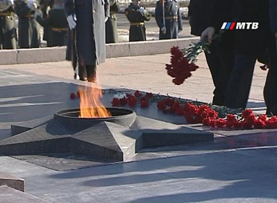 В Волгограде почтили память павших защитников Отечества