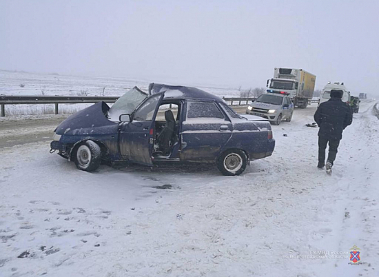 Водитель и пассажир "десятки" погибли в ДТП на трассе Волгоград - Сызрань