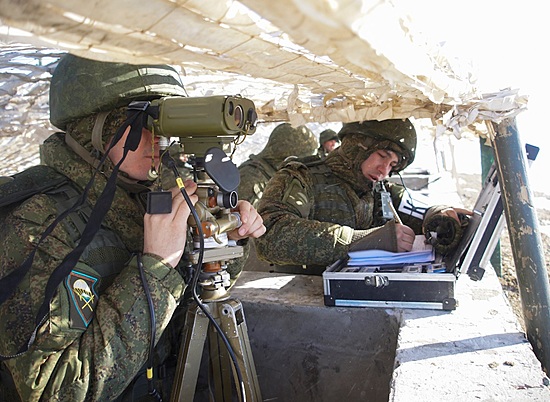 Под Волгоградом более 50 снайперов учатся уничтожать легкобронированную технику