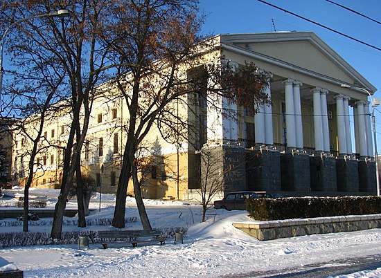 В новой постановке Волгоградского музыкального театра будут заняты 100 человек