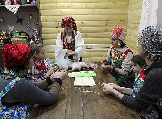 В музее Машкова волгоградцев научат, как сделать куклу, исполняющую мечты