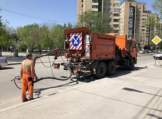 Дорогу на Рабоче-Крестьянской в Волгограде отремонтируют по гарантии