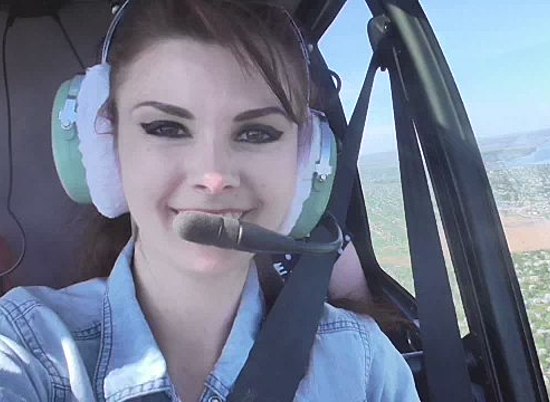 Волгоградские девушки осваивают пилотирование вертолетов
