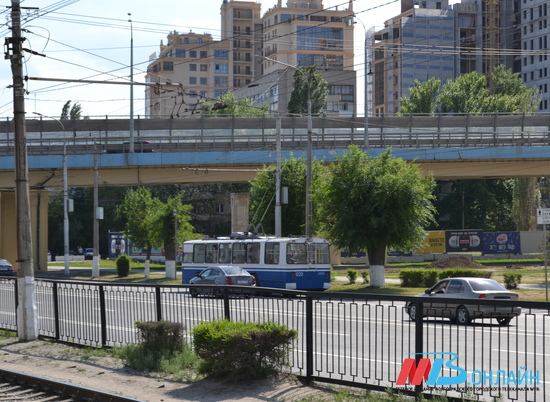 В Волгограде продолжается выдача автопропусков предприятиям, которые расположены в зоне "последней мили"