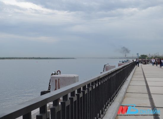 Затонувшая в Волгограде "Елань-12" не предназначалась для ночных прогулок по воде