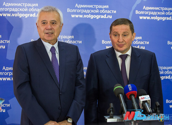 Губернатор предложил присвоить звание «Почетный гражданин Волгоградской области» Вагиту Алекперову