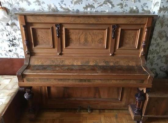 Вековое немецкое пианино за 50  тысяч рублей пытается продать волгоградец