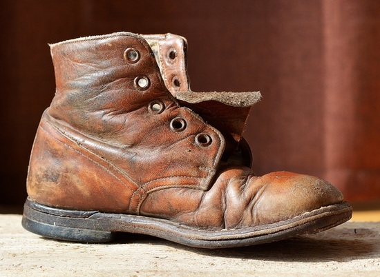 Урюпинец отсидит 2,5 года за кражу пары старых ботинок у собутыльника
