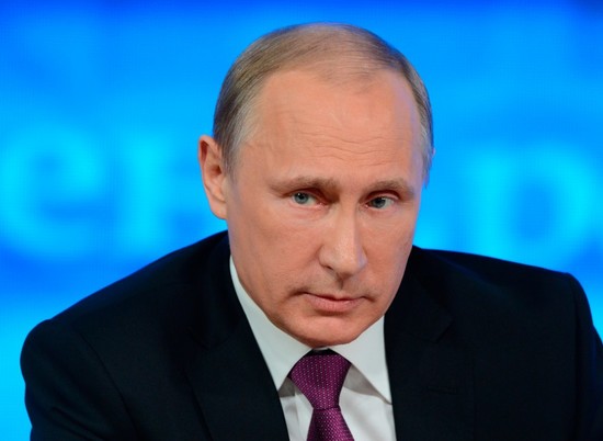 Путин подписал закон, теперь россияне могут не доказывать отсутствие долгов по ЖКХ