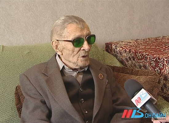 100-летний волгоградец признается, что чувствует себя на 100... баллов