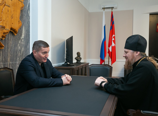Андрей Бочаров провел рабочую встречу с епископом Переславским и Угличским Феоктистом