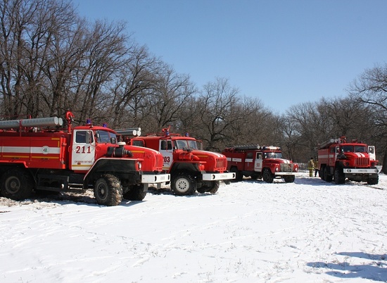 В Волгоградской области 20 водителей пожарных машин проходят переобучение