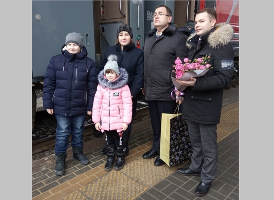 В Волгограде поздравили 500-тысячного пассажира «дневного экспресса»