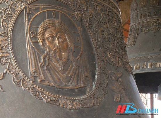 Митрополит Феодор освятит два малых купола собора Александра Невского