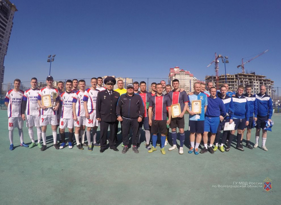 Силовики Волгоградской области сразились в турнире по мини-футболу