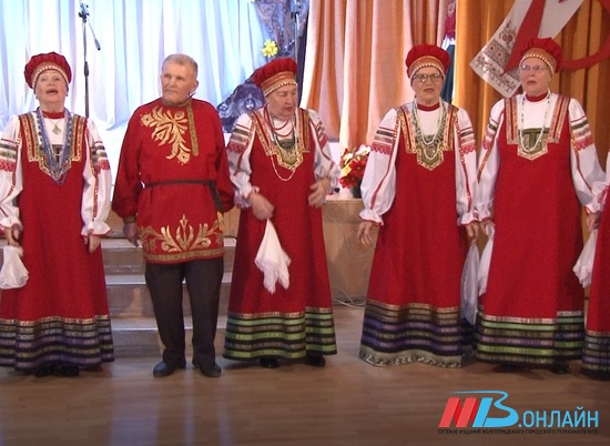 Волгоградский народный хор ветеранов труда отмечает 75 лет