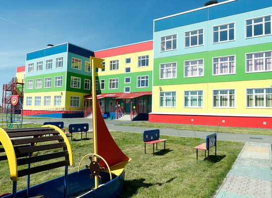 В микрорайоне «Радужный» в Волжском открылся разноцветный детский сад