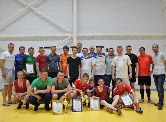 На одном дыхании: в Котельниково завершился турнир по мини-футболу
