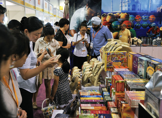 Волгоградцам рассказали, как безопасно заказывать товары из Китая