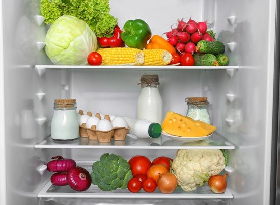 Волгоградцам рассказали, как дольше сохранить продукты в холодильнике