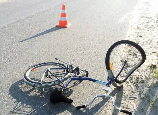 В Волгоградской области автоледи сбила велосипедиста-подростка