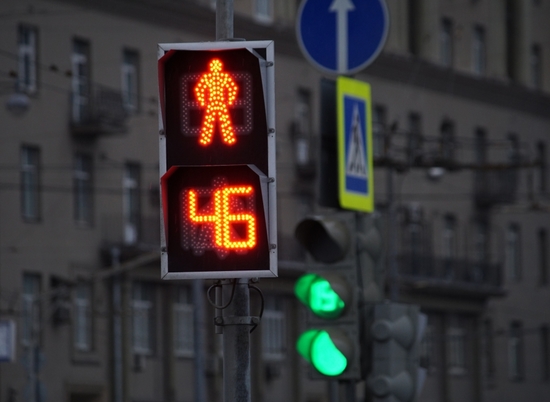 В Волгограде двадцать опасных перекрестков оборудуют светофорами