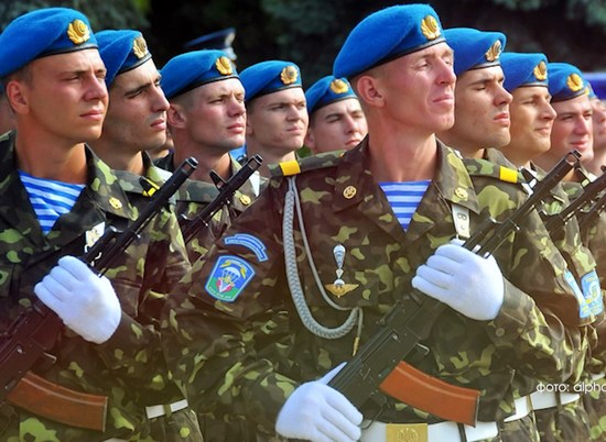Волгоградские десантники отмечают свой праздник
