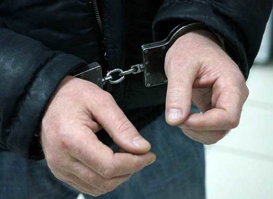 Таксиста из Москвы с килограммом героина поймали в Волгоградской области